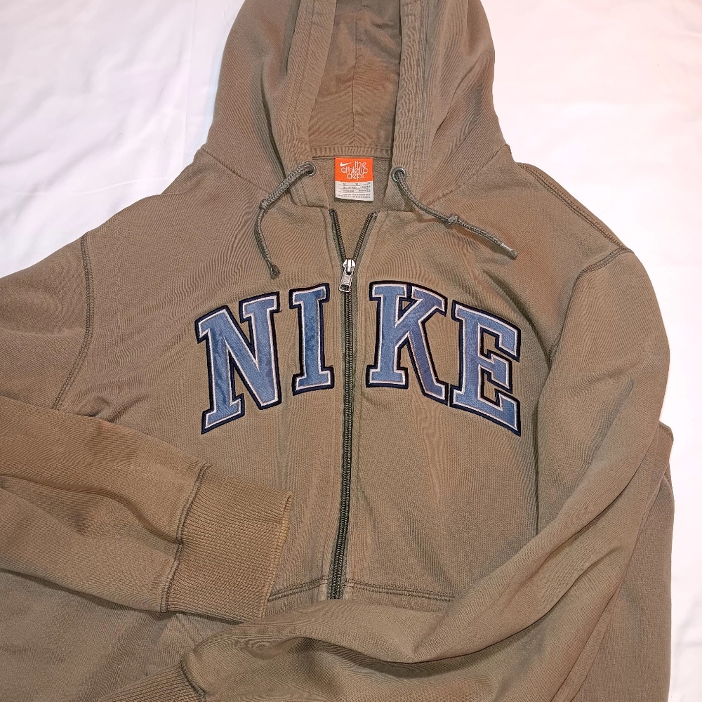 UNISEX NIKE VINTAGE FULL ZIPPER SWEATER SIZE MEDIUM - Picture 1 of 11